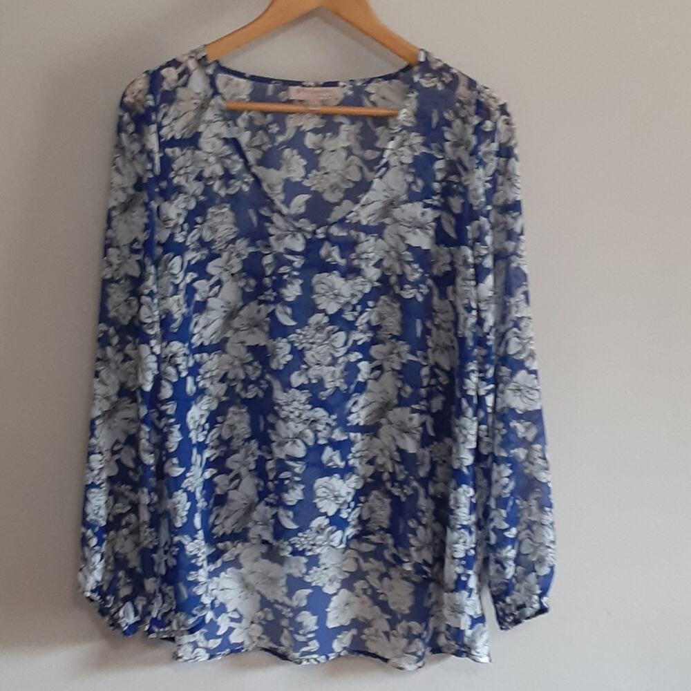 Philosophy sheer floral popover long sleeve v-neck  blouse large